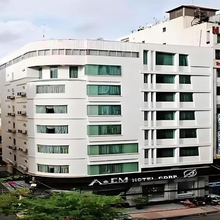 The White Hotel 8A Thai Van Lung Ho Chi Minh City Exterior photo